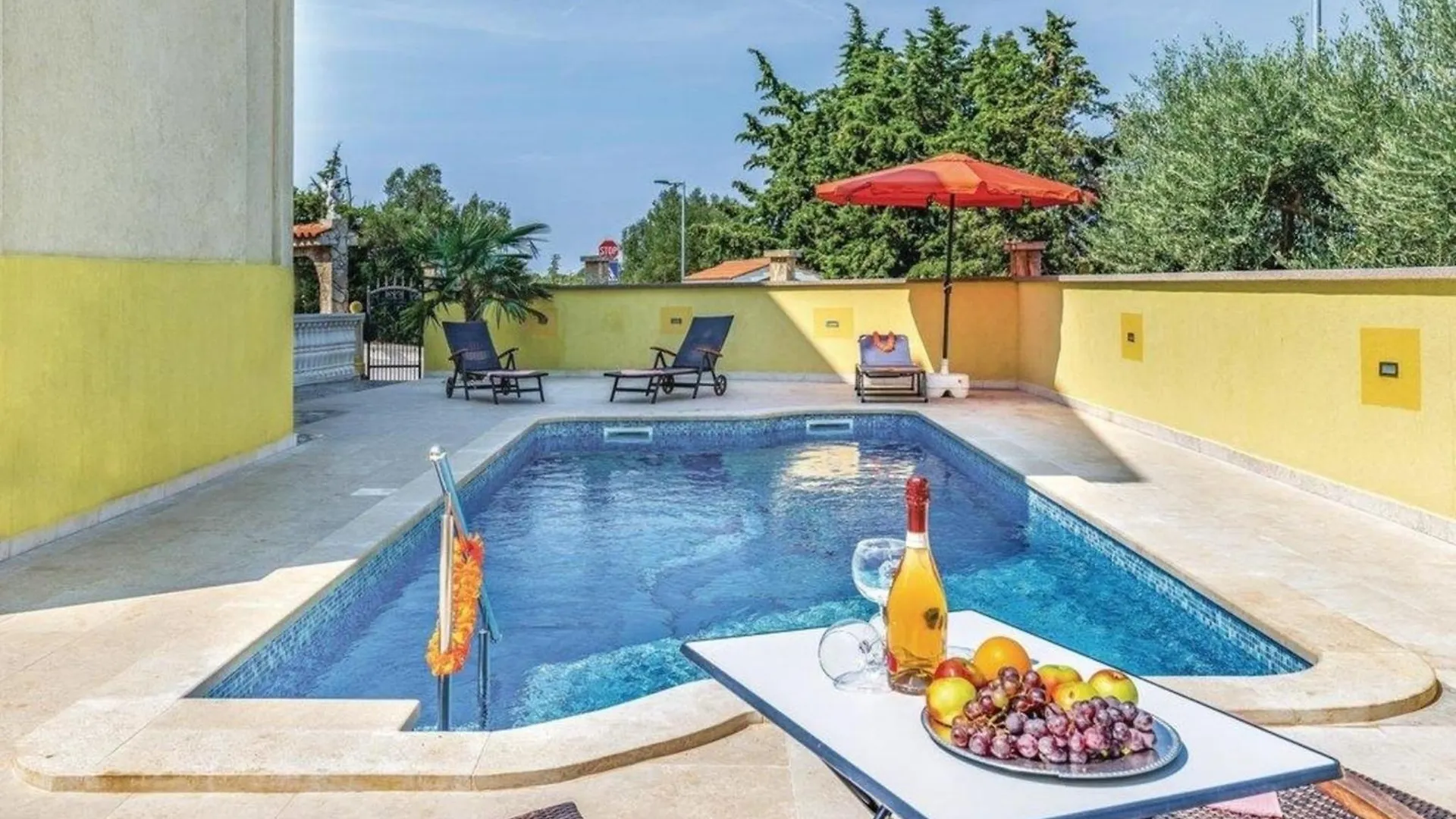 Ferienwohnung Fuer 2 Personen Ca 18 Qm In Pula-Fondole, Istrien Istrische Riviera Stinjan