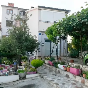 Zufic Appartamento